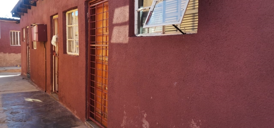 To Let 1 Bedroom Property for Rent in Mabopane Unit D North West